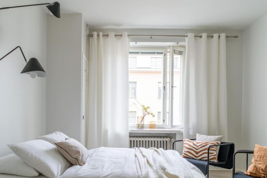 Apartment Luminous In Kallio / Amazing Location *